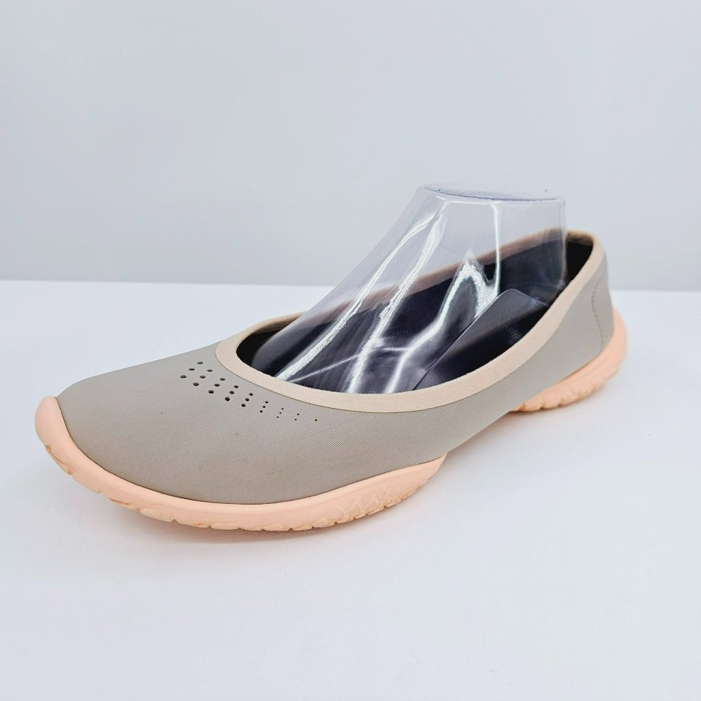 LISSOM Flytes 11.5 Ballet Flats Grey Coral Soles Slip On Comfort Light Stretchy